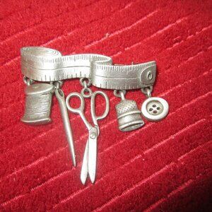 VTG PEWTER COLORED SEWING MOTIF BROOCH
